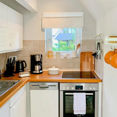 Ferienhaus Thatched By The Baltic Sea Großenbrode