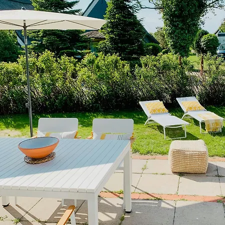 Ferienhaus Thatched By The Baltic Sea *