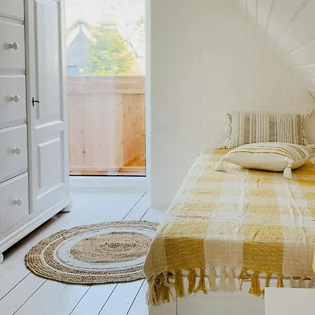 Ferienhaus Thatched By The Baltic Sea Großenbrode